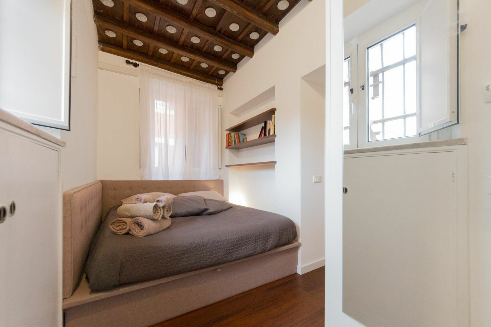 Panieri - Trastevere Apartment Roma Esterno foto