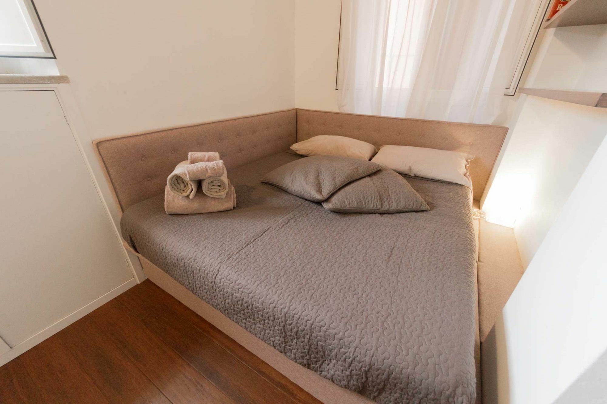 Panieri - Trastevere Apartment Roma Esterno foto
